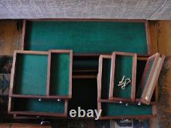 Neslein Engineers Toolmakers/Collectors Cabinet- 11 Drawers & Top compartment