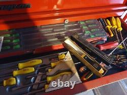 Snap On 40in Tool Box, 2 X Middle Drawer Units, And End Locker Cw All Tools