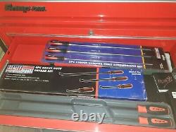 Snap On 40in Tool Box, 2 X Middle Drawer Units, And End Locker Cw All Tools