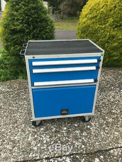 Workshop Tool Mobile Cabinet (BOTT), 3 drawers, cupboard and top tray with mat