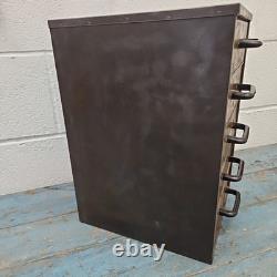 Armoire à outils en acier vintage industriel à cinq tiroirs robuste des années 1950