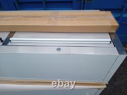 Banc de travail en acier inoxydable STC7200TB SGS 72 avec 15 tiroirs et armoires supérieures RS2261 Banc de travail en acier inoxydable STC7200TB SGS 72 avec 15 tiroirs et armoires supérieures RS2261