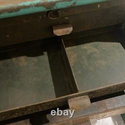 Cabinet à tiroirs gradués en métal pour ingénieurs industriels vintage