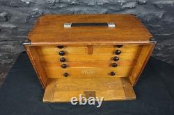 Cabinet d'ingénieur vintage Moore & Wright à 7 tiroirs avec porte à rabat pour outils