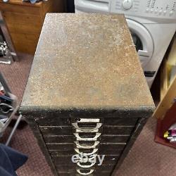 Cabinet de classement à outils en acier industriel vintage à 10 tiroirs