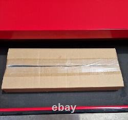 Centre d'outils d'atelier Halfords avec 8 tiroirs et cabinet rouge enfoncé B+