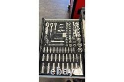 Chariot à outils Schwartzmann avec plateaux à outils 7 tiroirs et cabinet à rouleaux 259 pièces