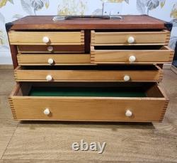 Coffre à outils d’ingénieur vintage en bois Buck & Hickman à 7 tiroirs avec clé, vers les années 1960