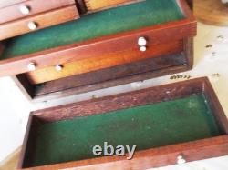 Coffre à outils vintage Neslein, commode à tiroirs, nécessite quelques travaux