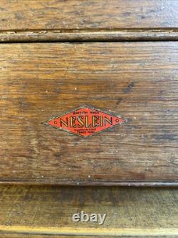 Coffre à outils vintage Neslein pour horlogers et ingénieurs avec 8 tiroirs