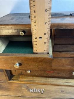 Coffre à outils vintage Neslein pour horlogers et ingénieurs avec 8 tiroirs