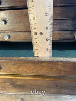 Coffre à outils vintage Neslein pour horlogers et ingénieurs avec 8 tiroirs