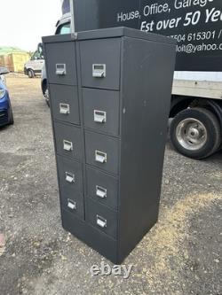 Grand cabinet de rangement à outils avec 10 tiroirs multi-tiroirs pour l'ingénierie, le classement, et les travaux manuels.