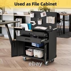 Table de travail en métal avec panneau perforé et tiroirs de rangement à outils verrouillables sur roues