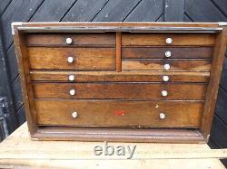 Tiroirs d'ingénieurs Neslein vintage / Boîte à outils en bois Neslein - cabinet à 8 tiroirs